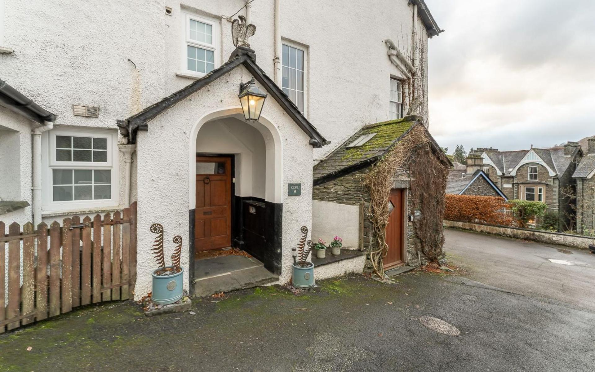 Koru Villa Ambleside Exterior photo